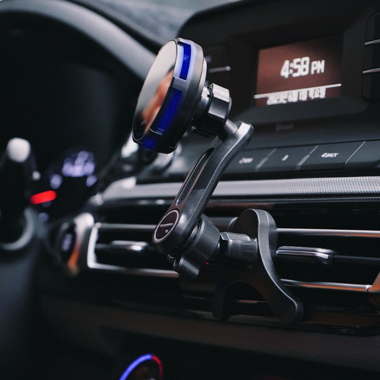 차량용맥세이프충전기